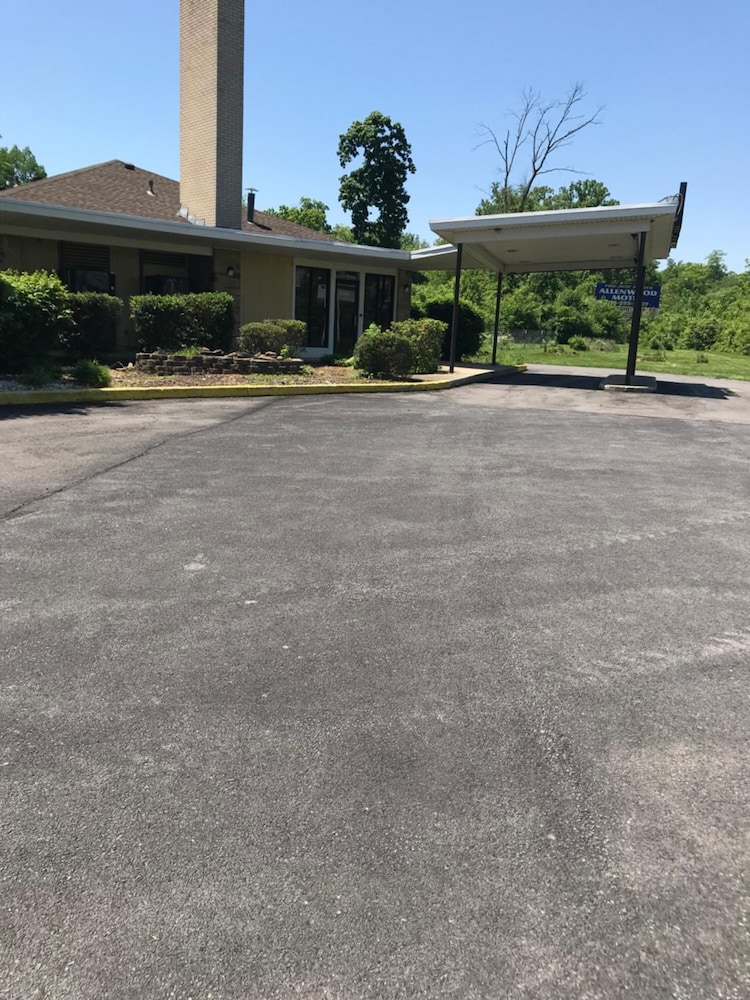Allenwood Motel - photo 35