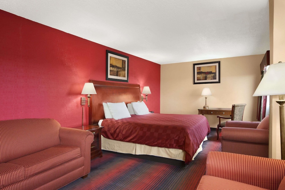 Ramada by Wyndham East Orange - photo 5