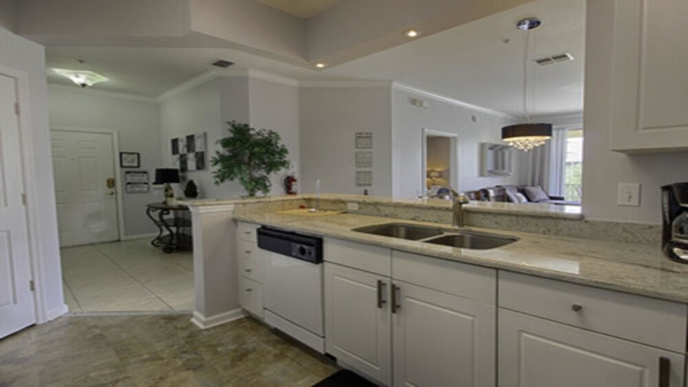 Wp2300 Windsor Palms Resort 3 Bed 2 Baths Condo - photo 24