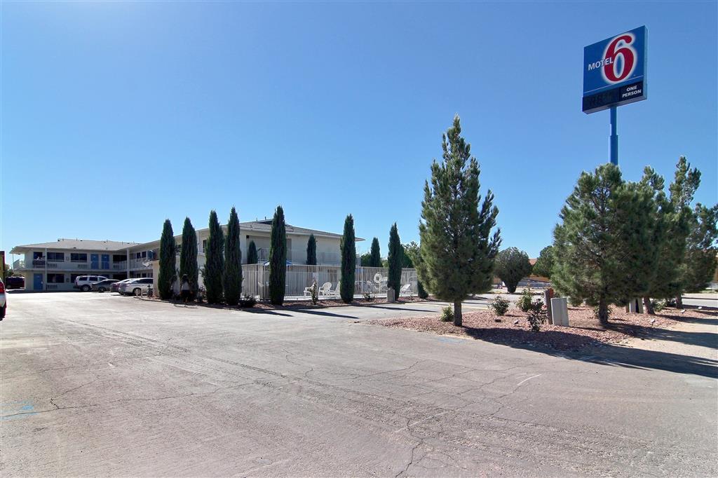Motel 6 Carlsbad NM - featured photo