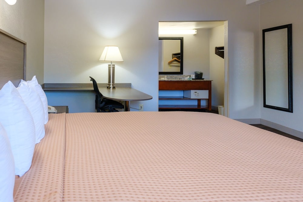 Red Carpet Inn Washington DC - photo 2