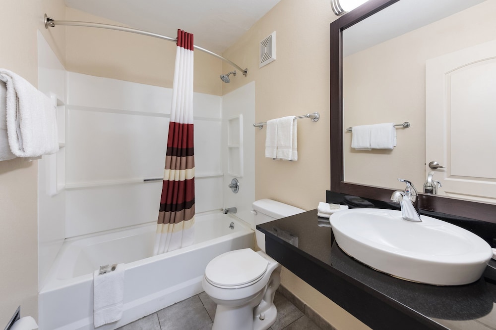Baymont by Wyndham Findlay - photo 22