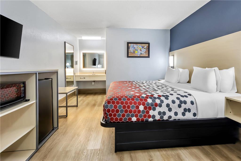 Econo Lodge Inn & Suites Cayce I 26 Airport - photo 14