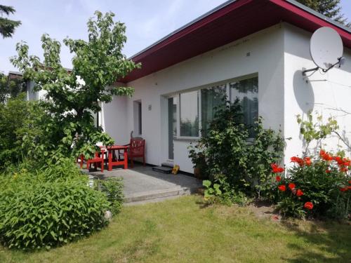 Ferienhaus Loissin - carbon neutral hotel in Unknown City