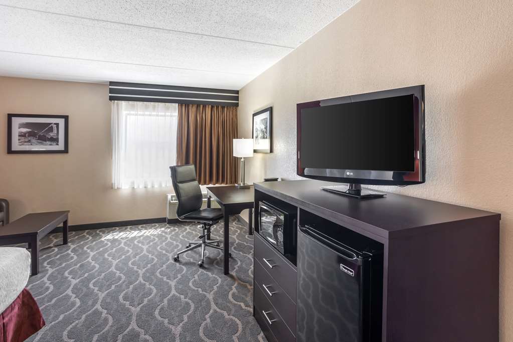 Best Western Inn At Blakeslee pocono - photo 28