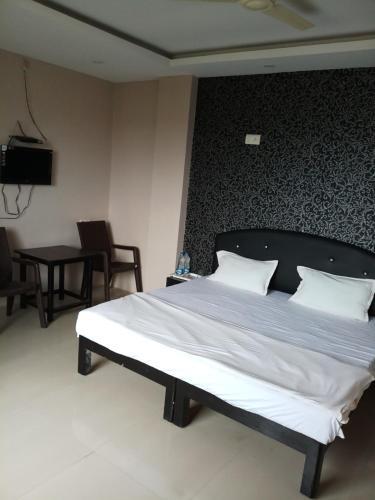 Hotel Dcm Residency in Sehore, India