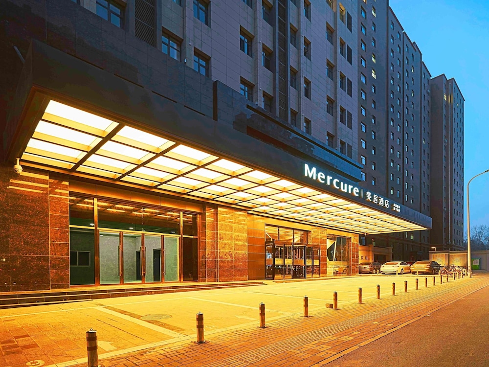 Mercure Yinchuan Xinhua — 4-Star Luxury Hotel in Yinchuan, People's Republic of China