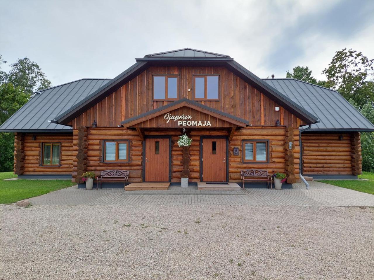 Ojaperve Peo ja Puhkemaja in Rouge, Estonia