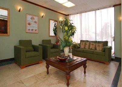 Rodeway Inn Miami Airport - photo 2