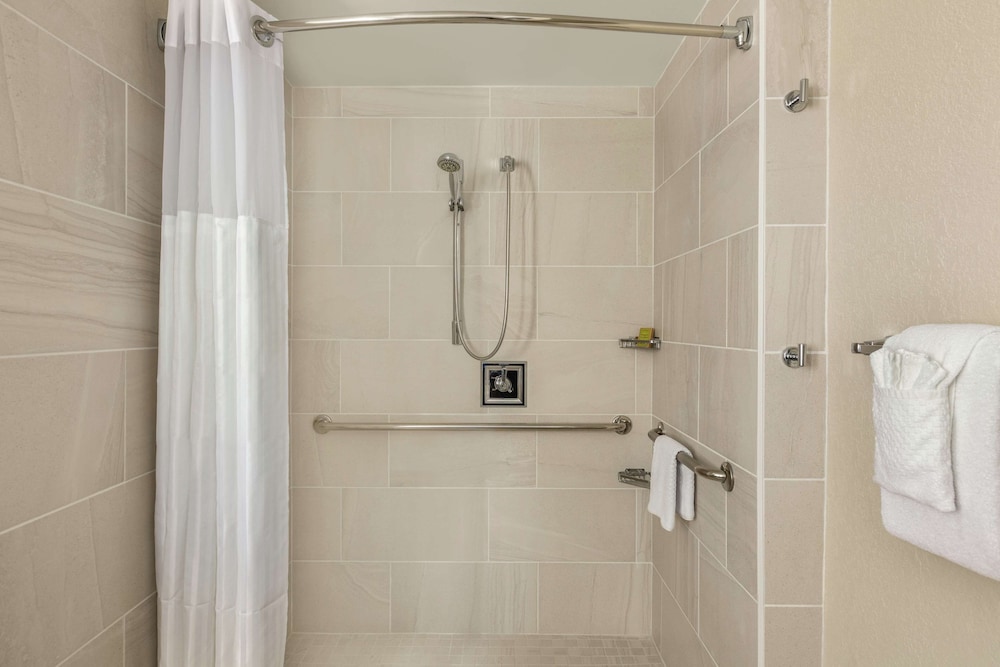 DoubleTree by Hilton Hotel Orlando Downtown - photo 57