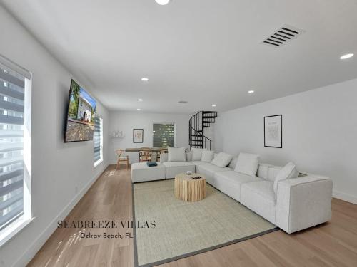 Spacious Villa Azul — 4-Star Luxury Hotel in Delray Beach, United States