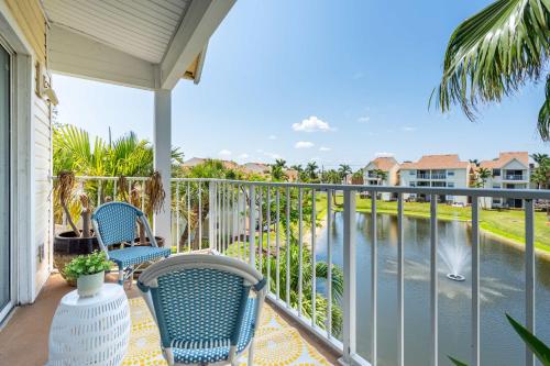 2BR Beach Getaway Pool Gym Near Space Coast — 4-Star Luxury Hotel in Indialantic, United States