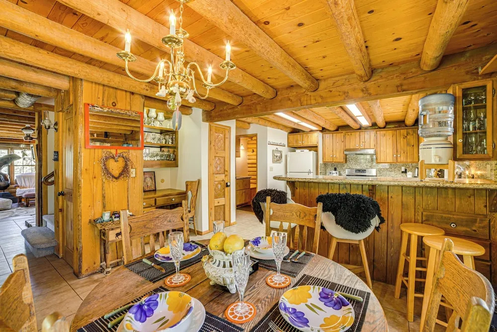 Pine Mountain Club Log Cabin w Resort Amenities - photo 14