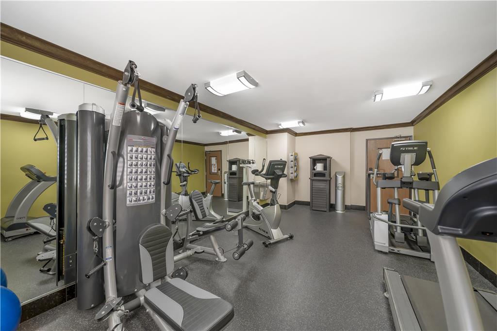 Best Western Antelope Inn & Suites - photo 8