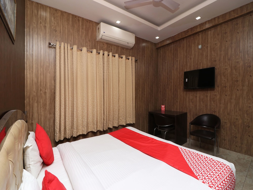 OYO 1125 Hotel City Point