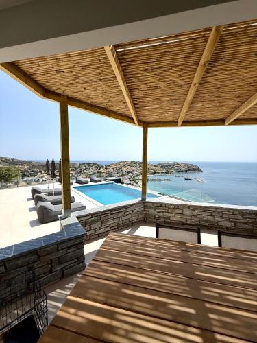 Petra Luxury Villas — 4-Star Luxury Hotel in Ayioi Apostoloi, Greece