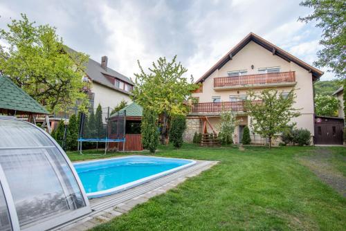 Sándor Apartman — 4-Star Luxury Hotel in Balatonfured, Hungary