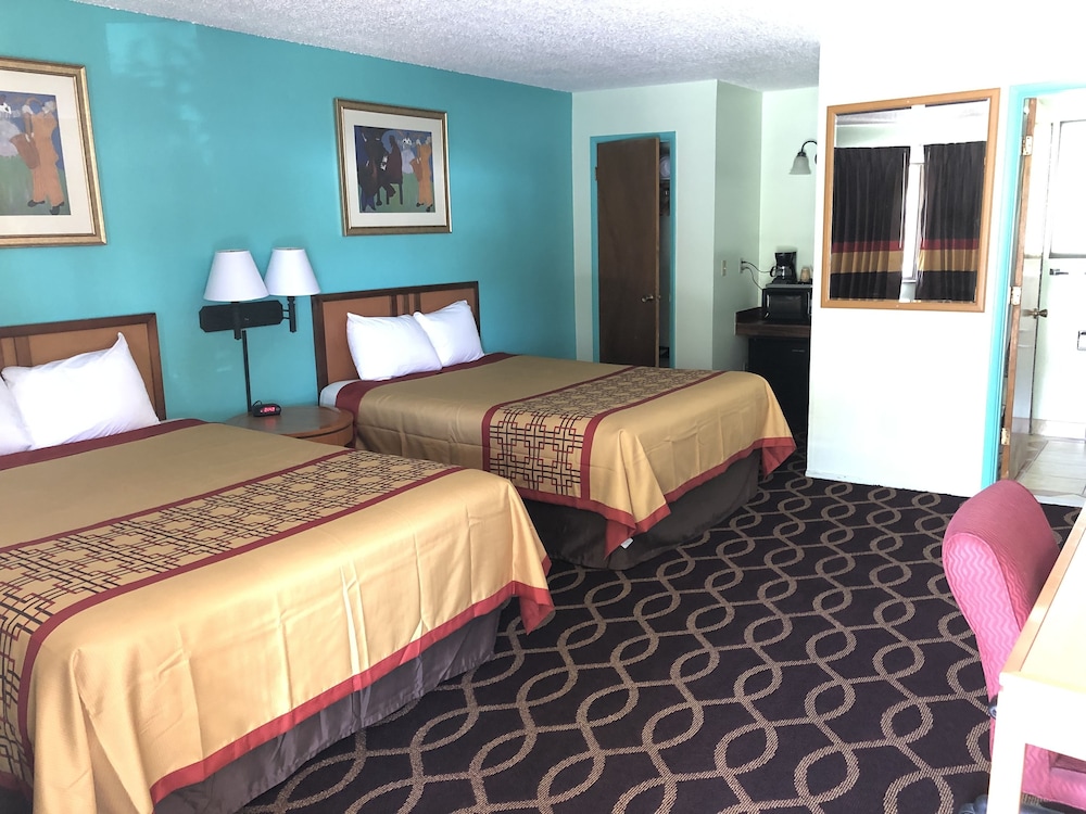Klamath Motor Lodge - photo 25