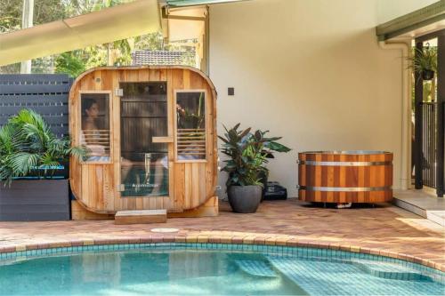 Coolum Family Hideaway With Pool Sauna Ice Bath — Coolum Beach