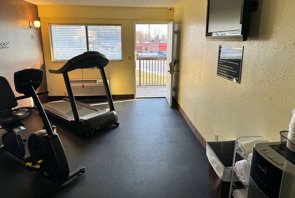 Days Inn by Wyndham Cloverdale Greencastle - photo 4