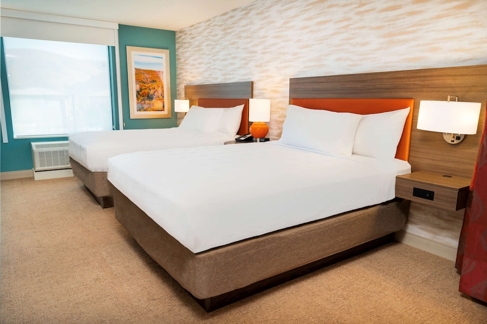 Home2 Suites by Hilton Corona - photo 16