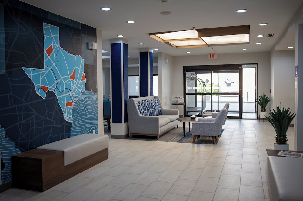 Holiday Inn Express & Suites Center by IHG - photo 66