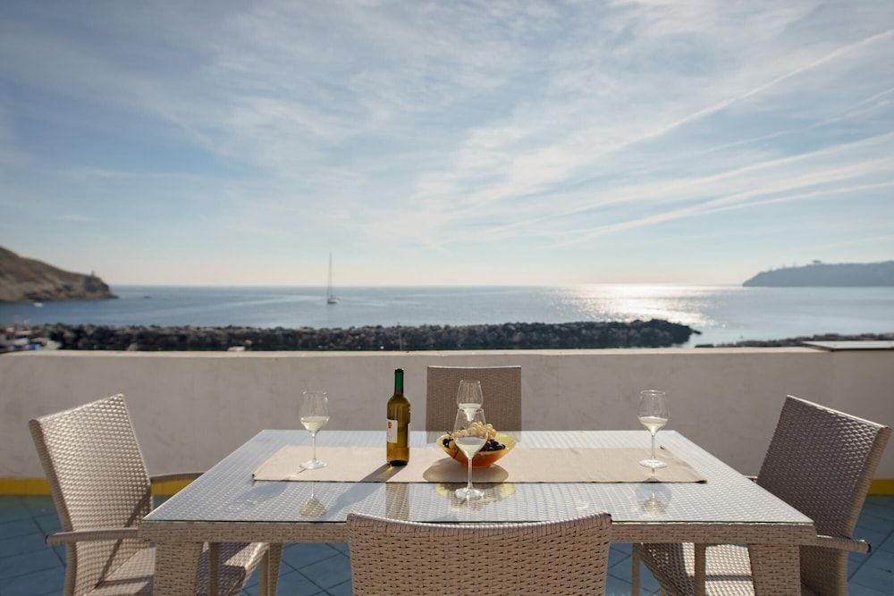 Corricella Exclusive Loft in Procida, Italy