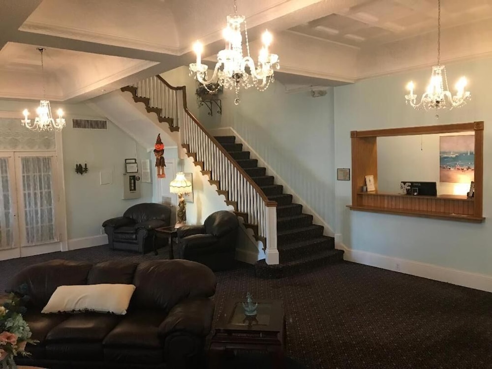 Mayfair Hotel - photo 23