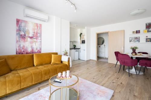 All You Need in BP garage terraces aircon in Budapest, Hungary