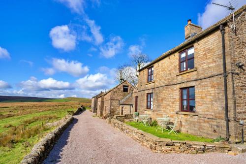 Finest Retreats Middle Barn at Blackclough Farm in Buxton, United Kingdom