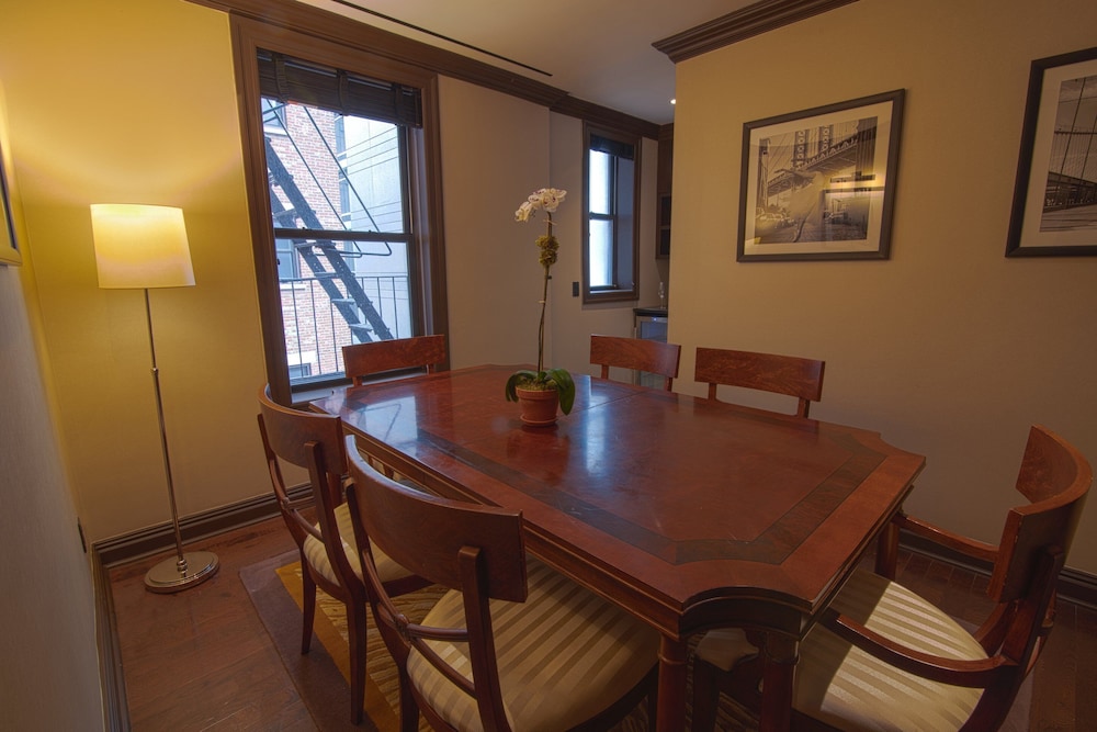 The Iroquois New York - photo 18
