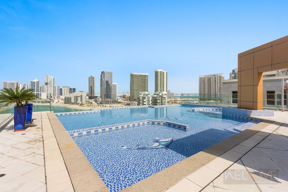 WelHome Reem Diamond Residence — 4-Star Luxury Hotel in Abu Dhabi, United Arab Emirates