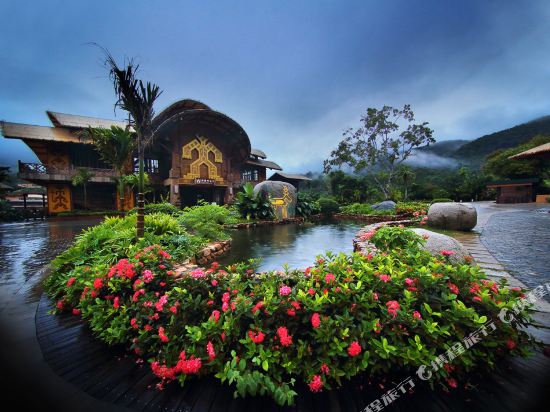 Binglanggu Inn in Baocheng, People's Republic of China