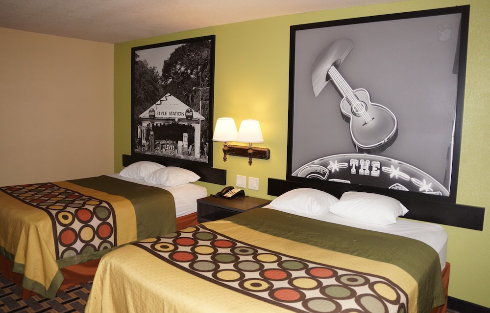 Super 8 by Wyndham Farmers Branch North Dallas - photo 12
