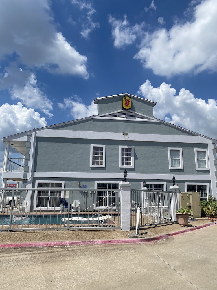 Super 8 by Wyndham Terrell - photo 15