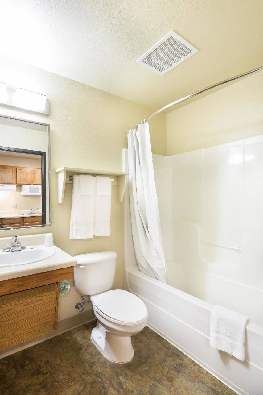 WoodSpring Suites Columbus Fort Benning Bldg. 2 - photo 15