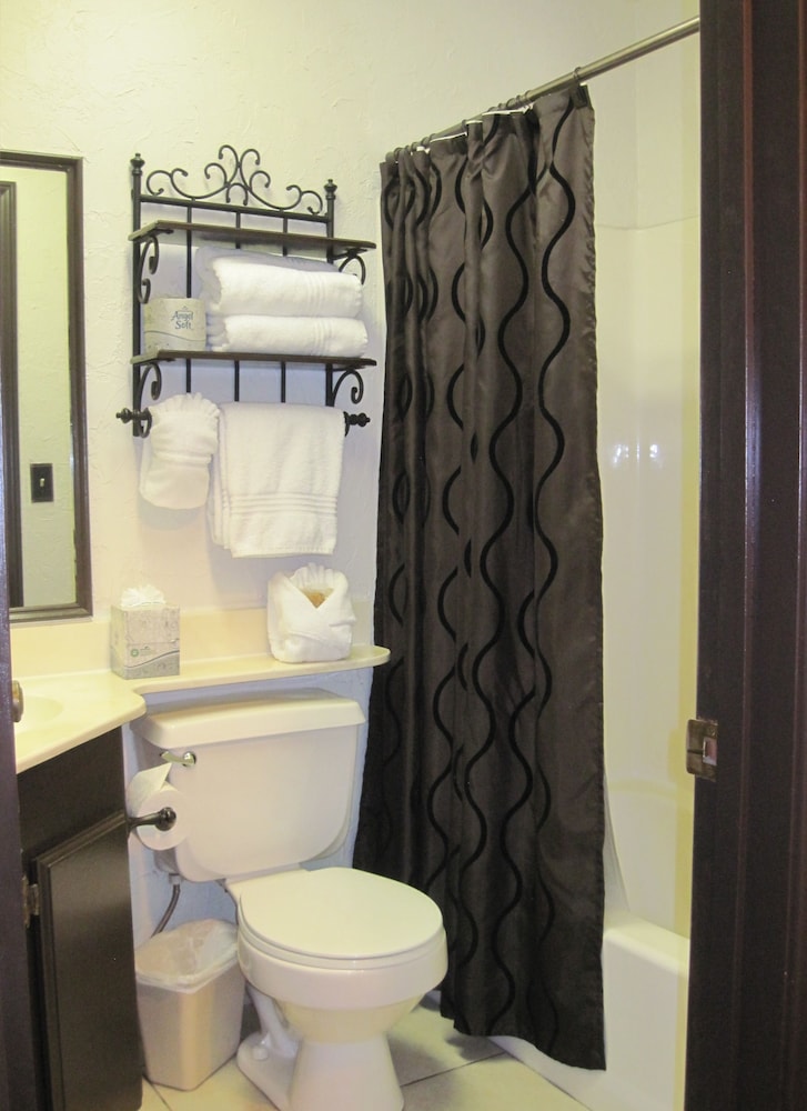 The North Shore Inn - photo 73