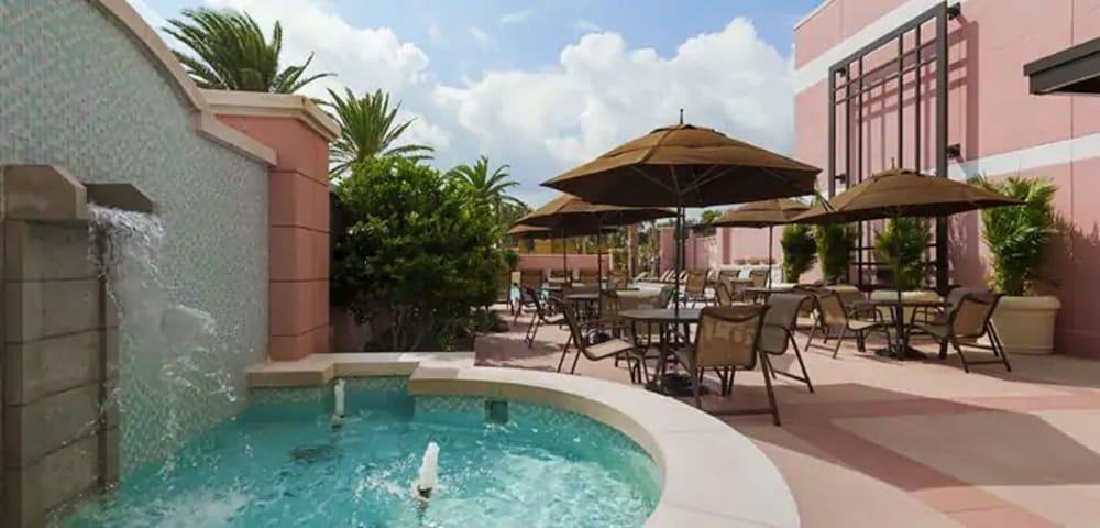 Embassy Suites by Hilton Orlando Lake Buena Vista South - photo 63