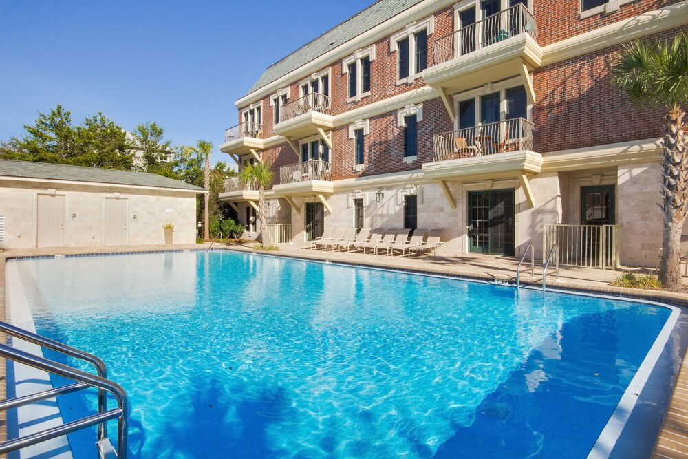Villages Of Sowal Unit B320 The Northampton Three Bedroom Condo — 4-Star Luxury Hotel in Panama City Beach, United States