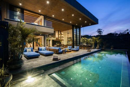 Villa Sierra stunning sea views breakfast full service private dining service on request Plai Laem — 4-Star Luxury Hotel in Koh Samui, Thailand