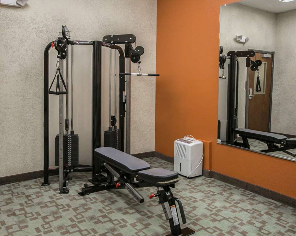 Sleep Inn & Suites Highway 290 NW Freeway - photo 27