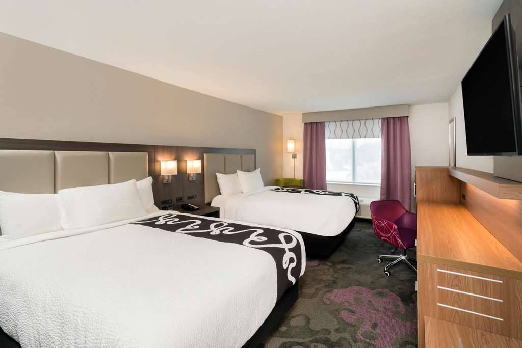La Quinta Inn & Suites by Wyndham Mobile - photo 29