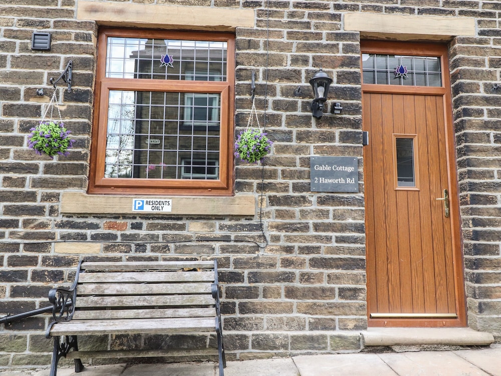 Gable Cottage — 4-Star Luxury Hotel in Keighley, United Kingdom