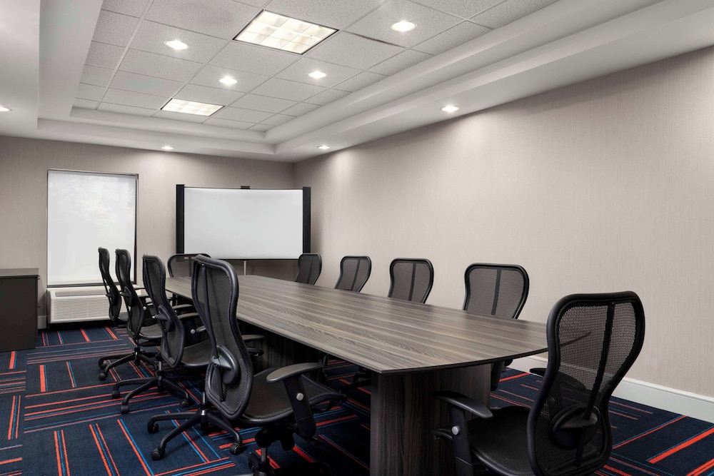 Hampton Inn Stafford Quantico & Conference Center - photo 37