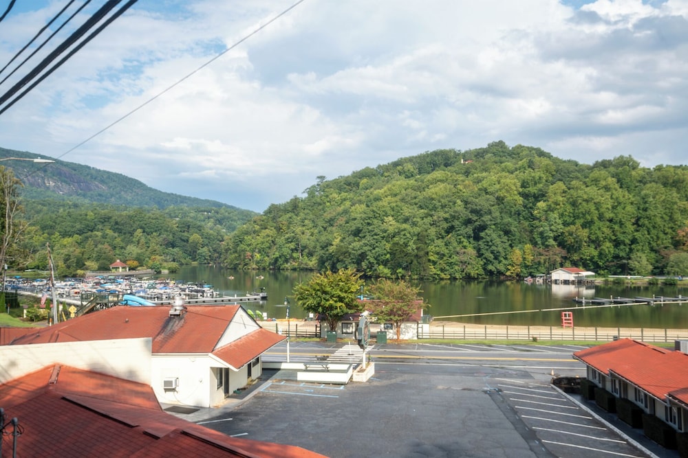Lake Lure Inn & Spa - photo 24