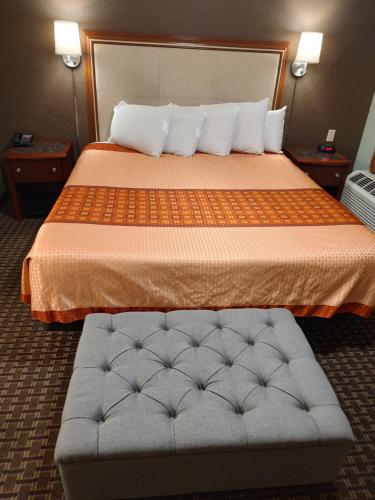Economy Inn Richmond - photo 7
