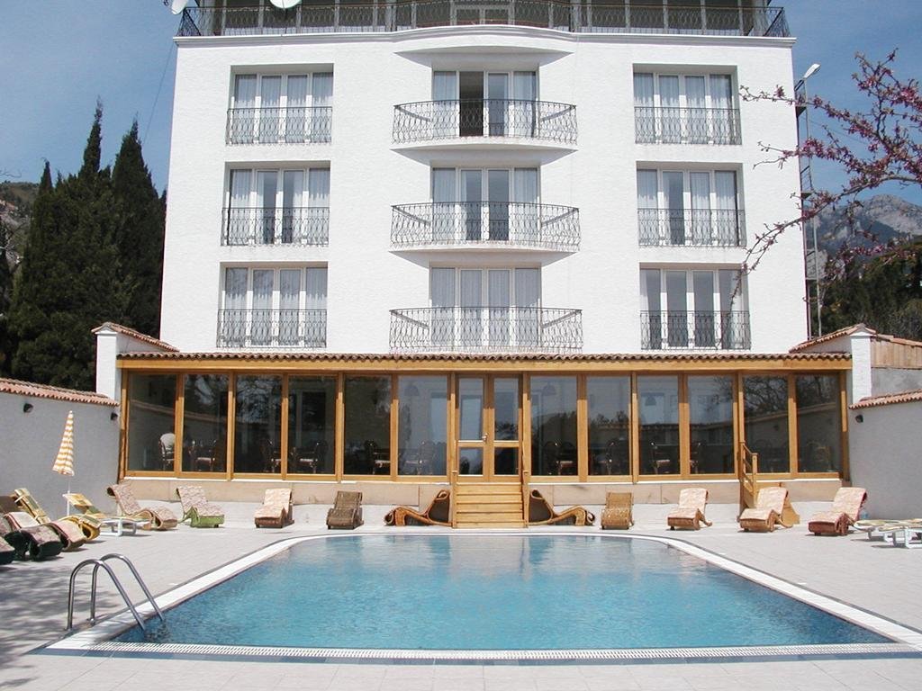 Park hotel - carbon neutral hotel in Yalta