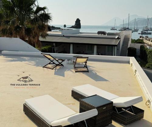 The Vulcano Terrace - carbon neutral hotel in Unknown City