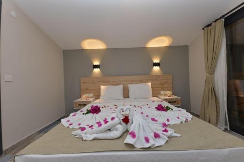 Trakheıa restaurant& butik otel — Marmaris — photo 3