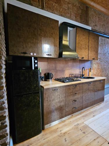 Old Gold Apartment